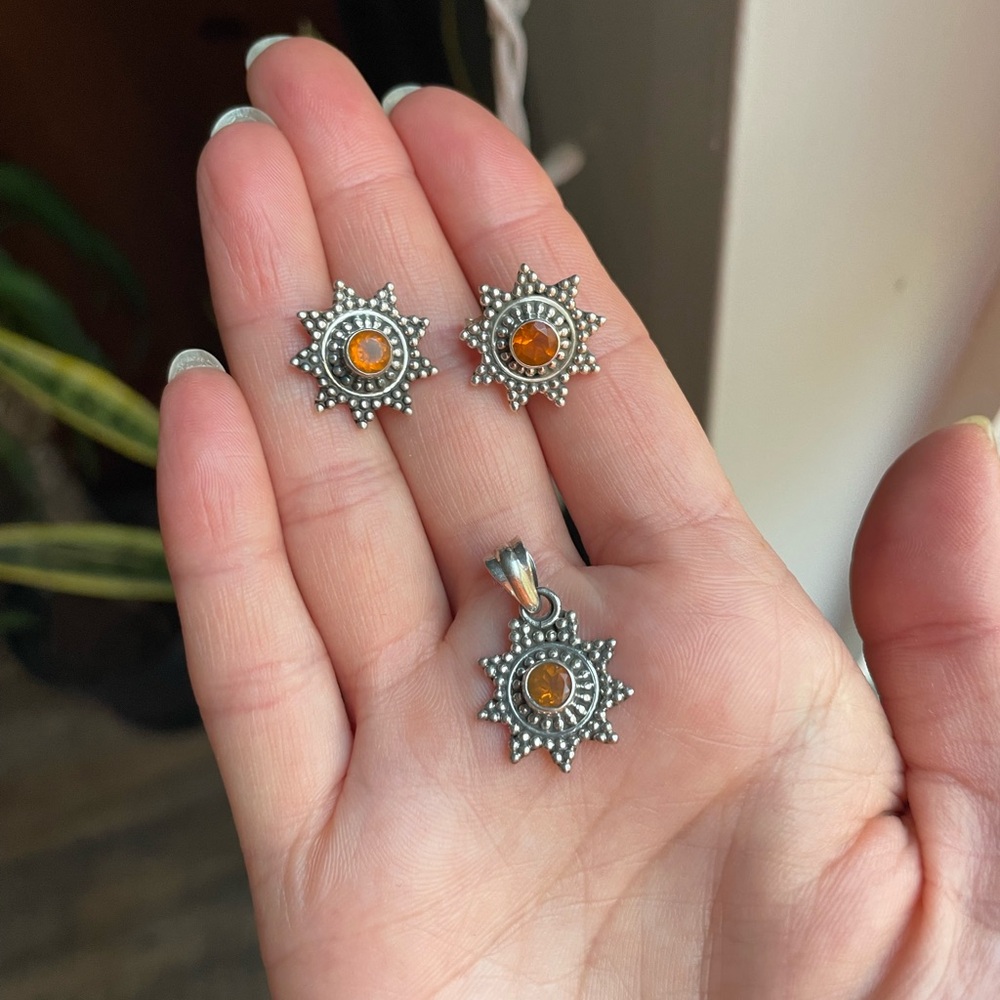 Sterling silver ( 925) earrings and matching pendant